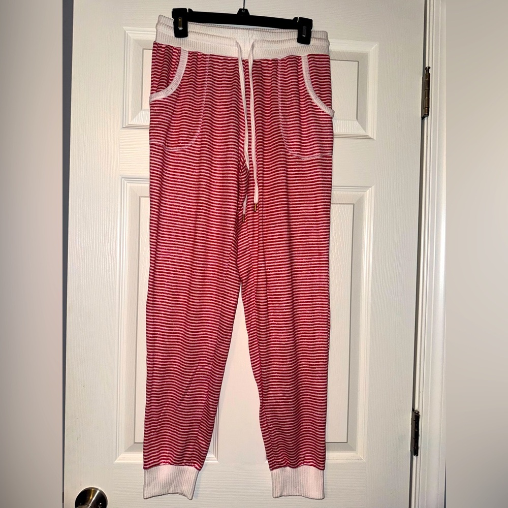 Women’s red and white striped joggerss
